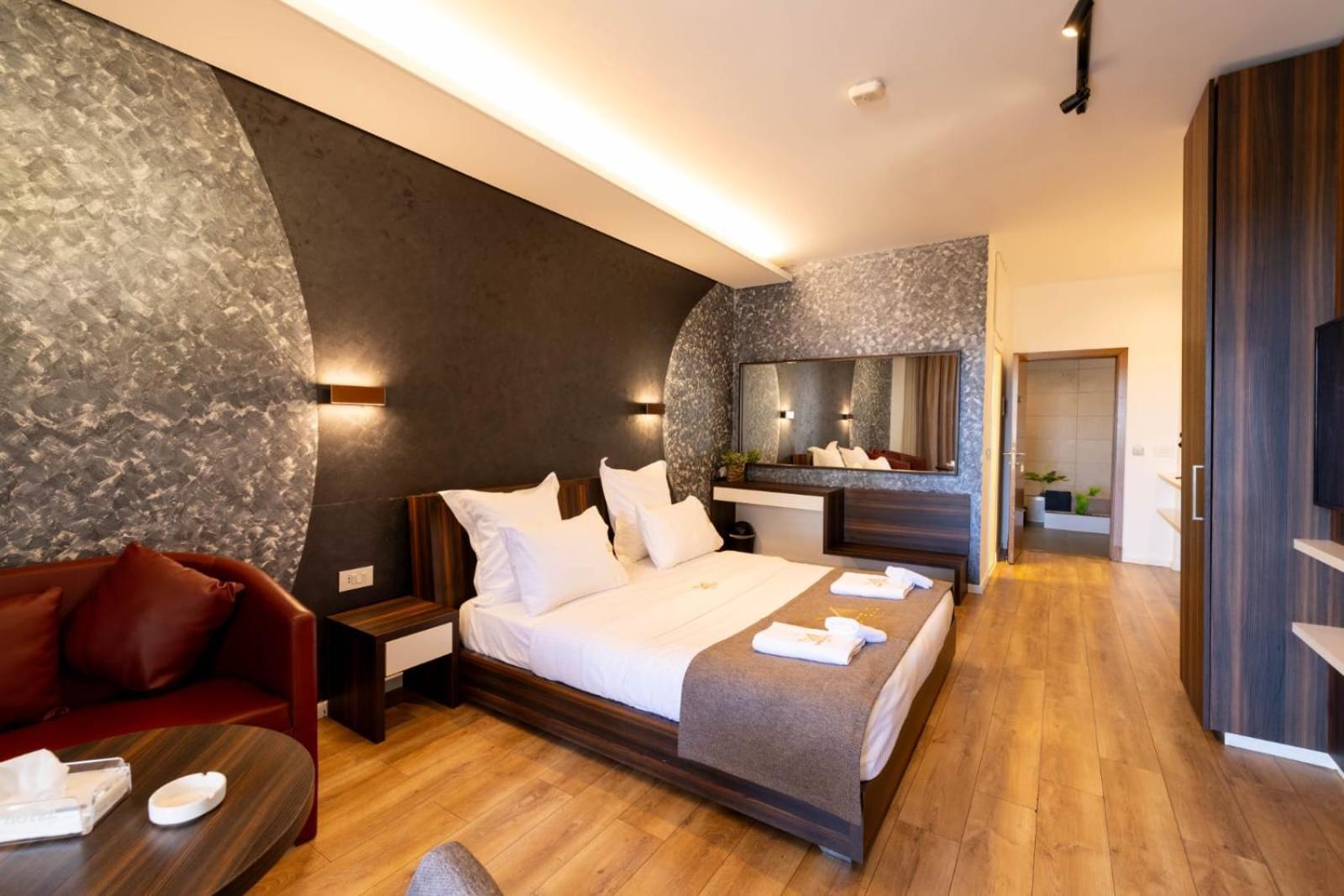 Mateus Hotel & Pool Jounieh Exterior photo