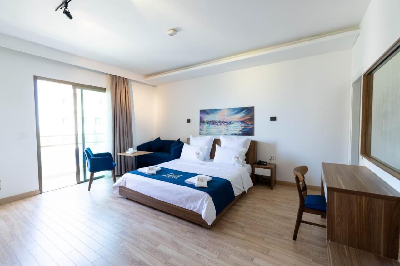 Mateus Hotel & Pool Jounieh Exterior photo