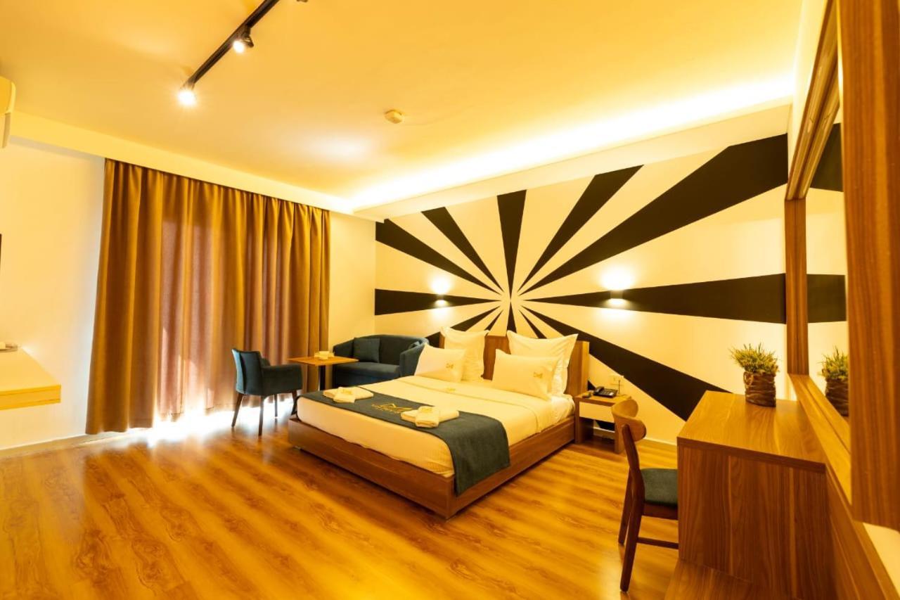 Mateus Hotel & Pool Jounieh Exterior photo